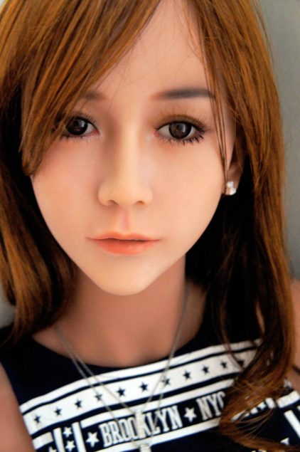 extremely realistic sex doll3
